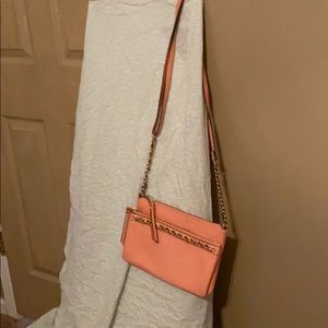 Jessica Simpson purse